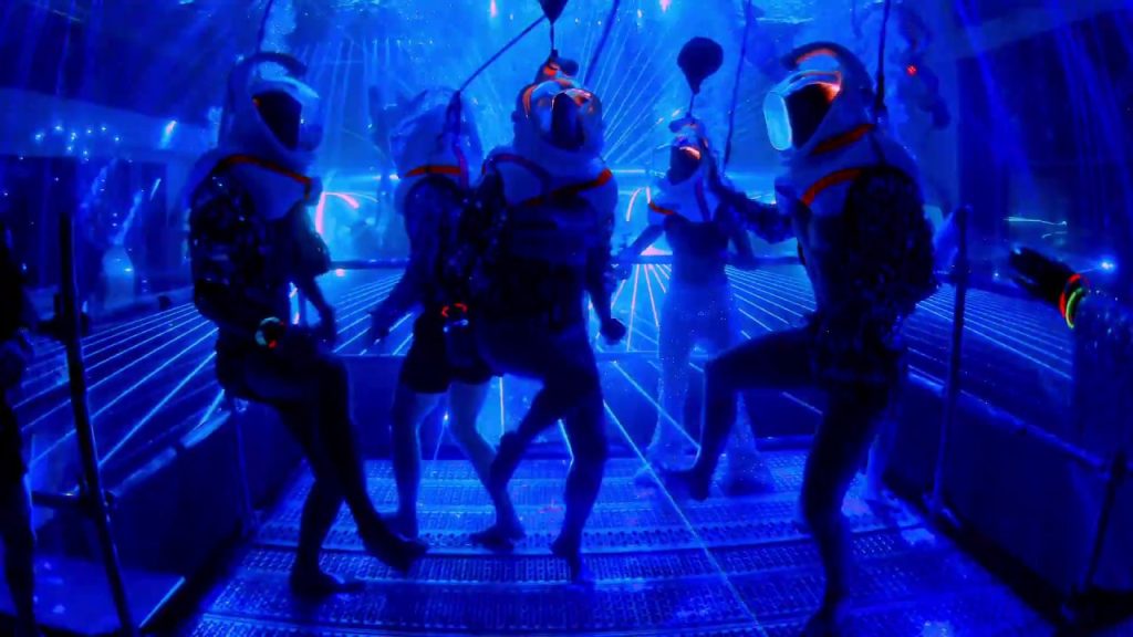 Desperados Deep House is Delta's first underwater event, an epic party in the Y-40 Deep Joy Pool in Venice, the deepest pool in the world.